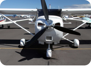 Cessna 182S Skylane (N4UW)